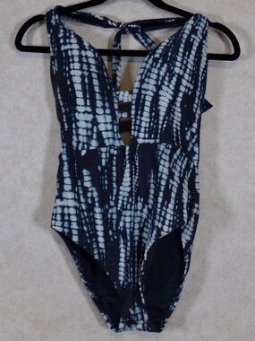 NWT Bar III Forever Tie Dye Ink Well 1 PC Swim Suit Made for Macy’s Size Small